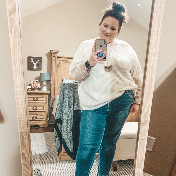 Meet your Posher, Shelby - Picture 2 of 2